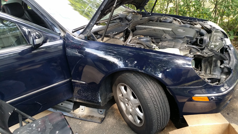 Illustration for article titled Some Idiot Smashed My Mercedes And Here's How I Fixed It Myself